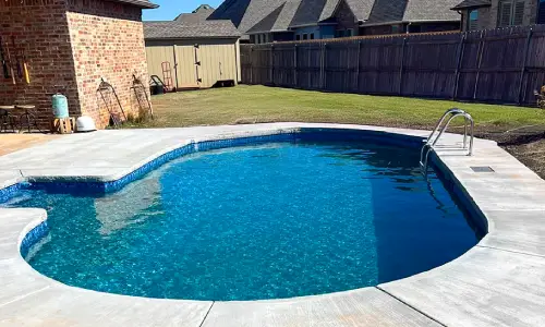 Semi-inground pool fitted into a limited space