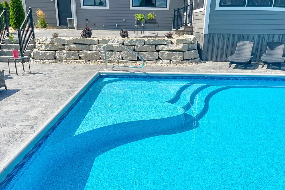 Modular Steel step system in a vinyl liner pool