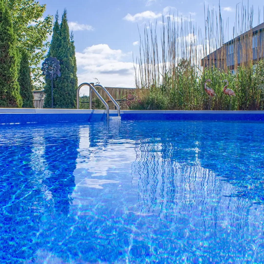Vinyl pool built on a Pinnacle Polymer wall panel