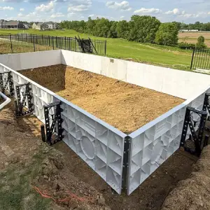 Pinnacle Polymer pool wall panels during construction